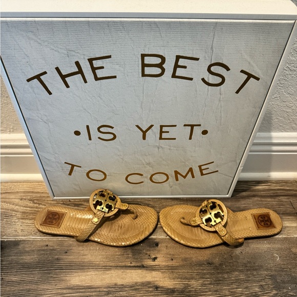 Tory Burch tan snake skin sandal - Picture 3 of 3